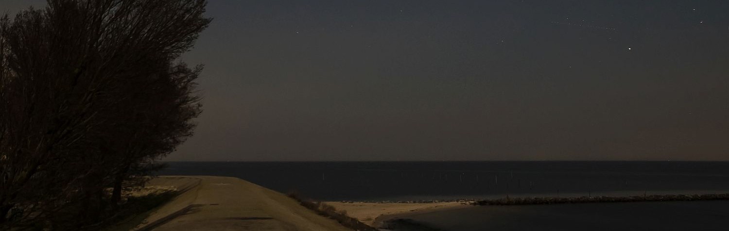 Apr-2022-b 1e plaats Nachtfoto-zonder-kunstlicht Erna Koelman – Trintelhaven bij maanlicht